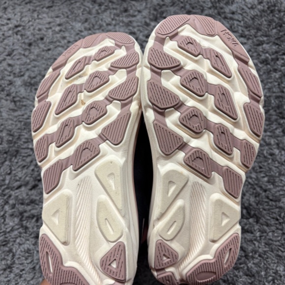 Hoka One Clifton 9 Running Shoe Women's Size 7.5 Pre-Owned, Incredible Condition - Picture 6 of 6
